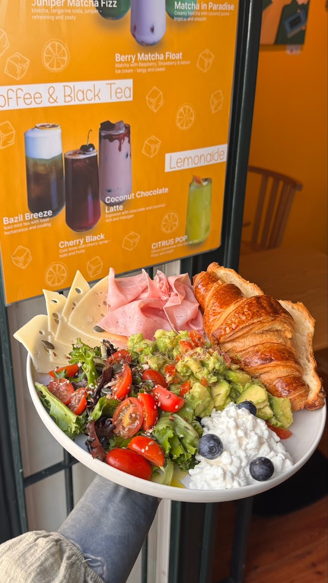 Menu Yellow Lemon Coffee & Wine Cafe-3